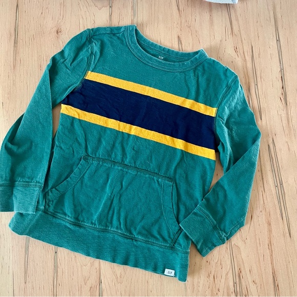 Gap Kids Pullover - Picture 1 of 4